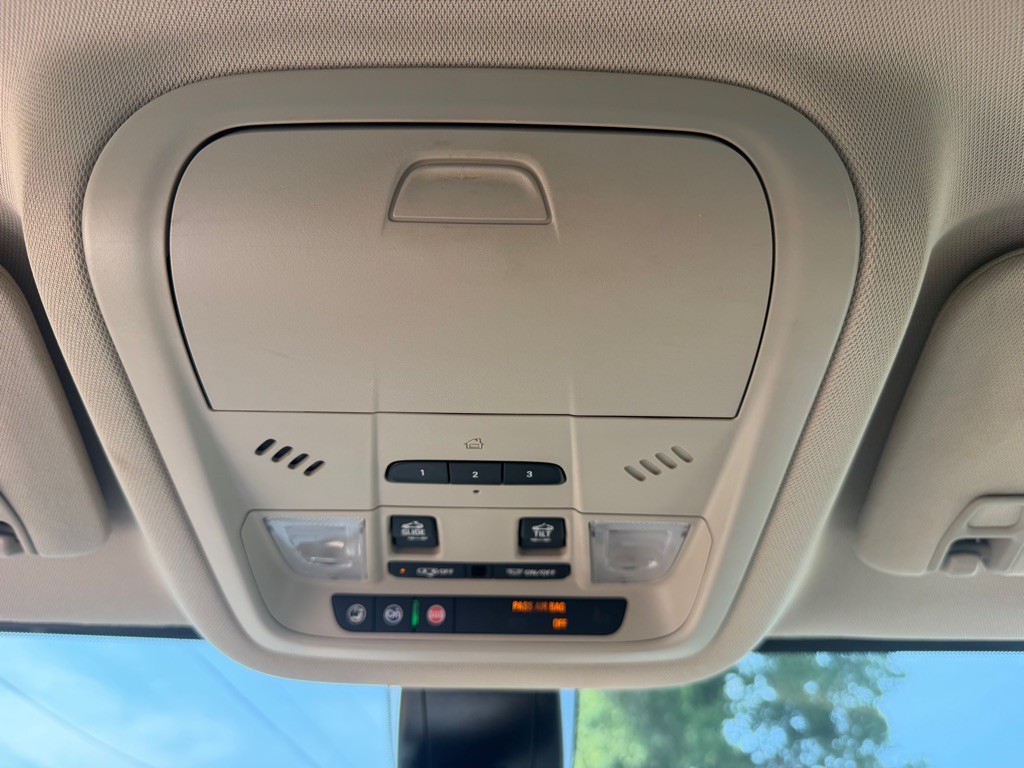 2019 GMC Acadia Image 28