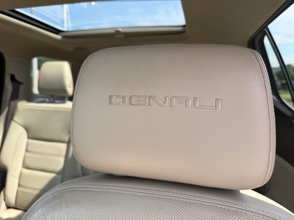 2019 GMC Acadia Image 30
