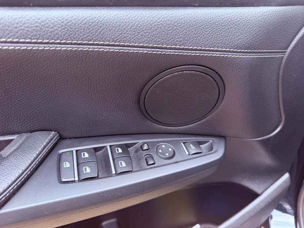 2016 BMW X3 Image 17