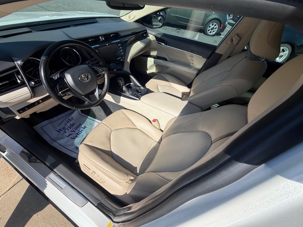2020 Toyota Camry Image 13