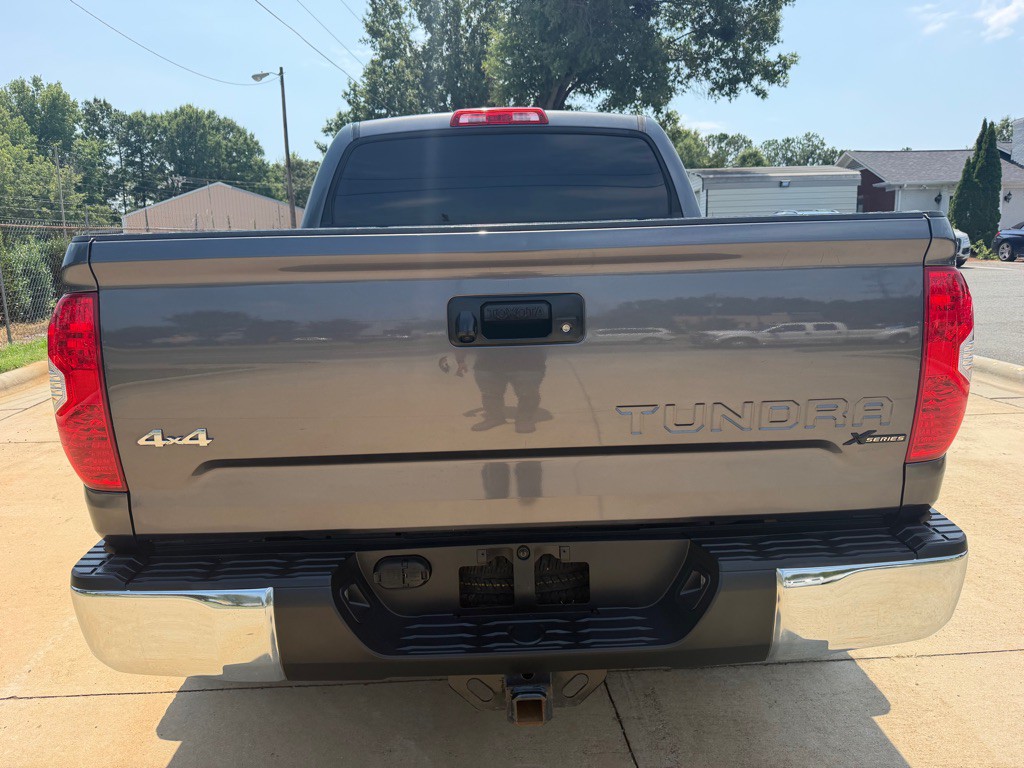 2017 Toyota Tundra Image 5