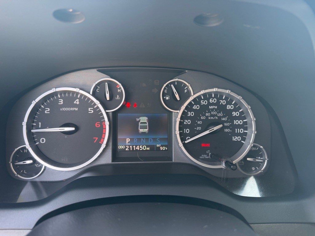 2017 Toyota Tundra Image 15