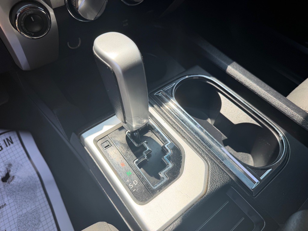 2017 Toyota Tundra Image 19