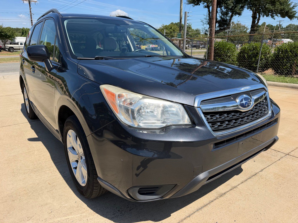 2014 Subaru Forester Image 1