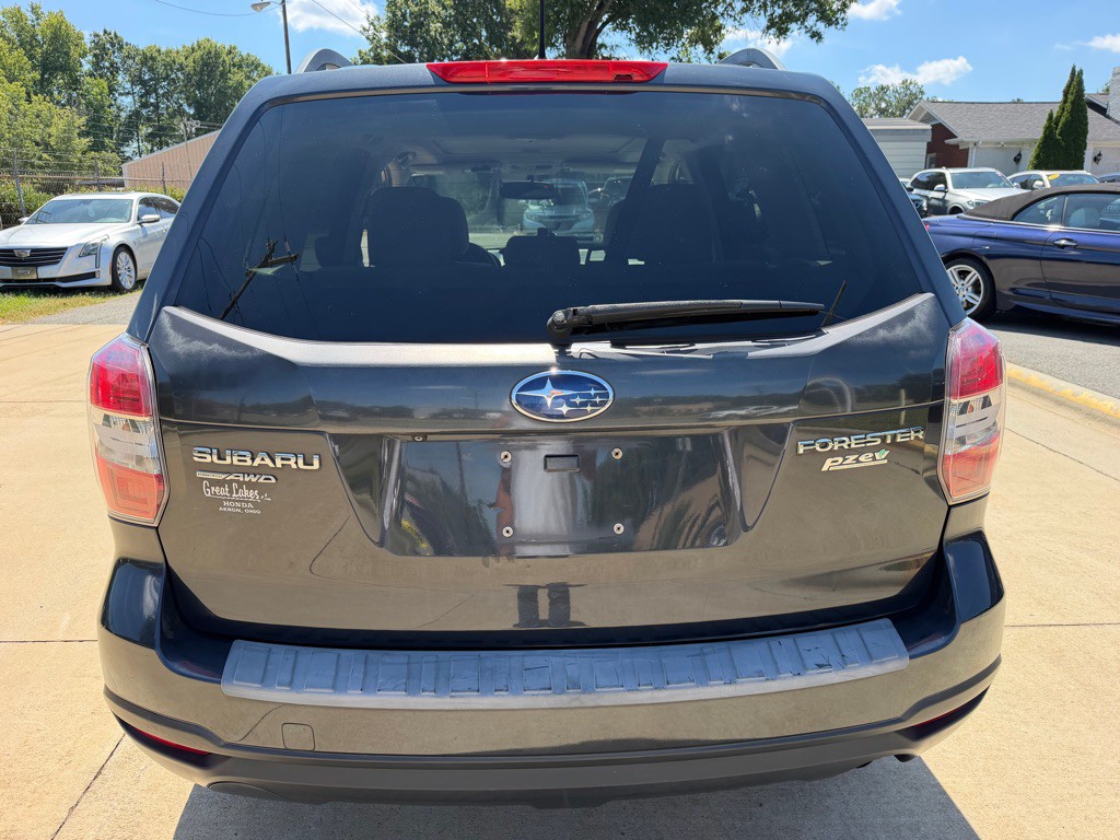 2014 Subaru Forester Image 5