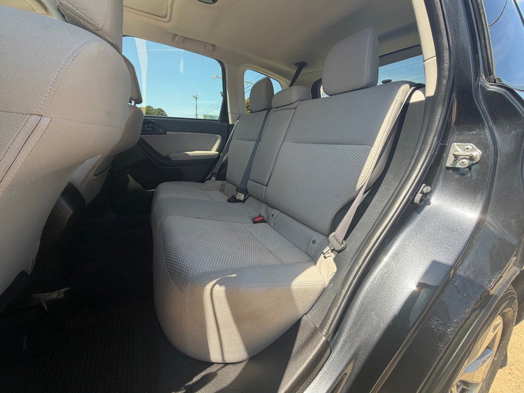 2014 Subaru Forester Image 9