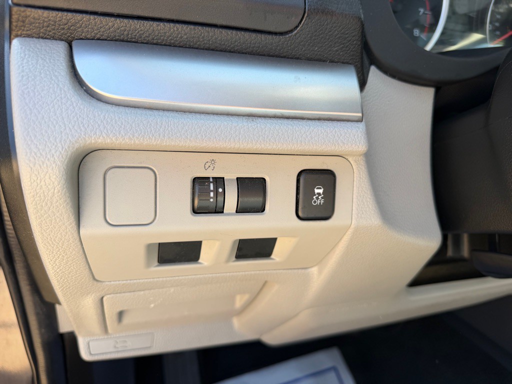 2014 Subaru Forester Image 14