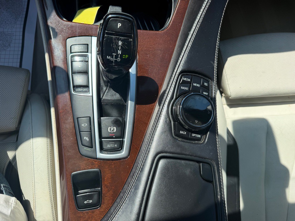 2016 BMW 6 Series Image 21