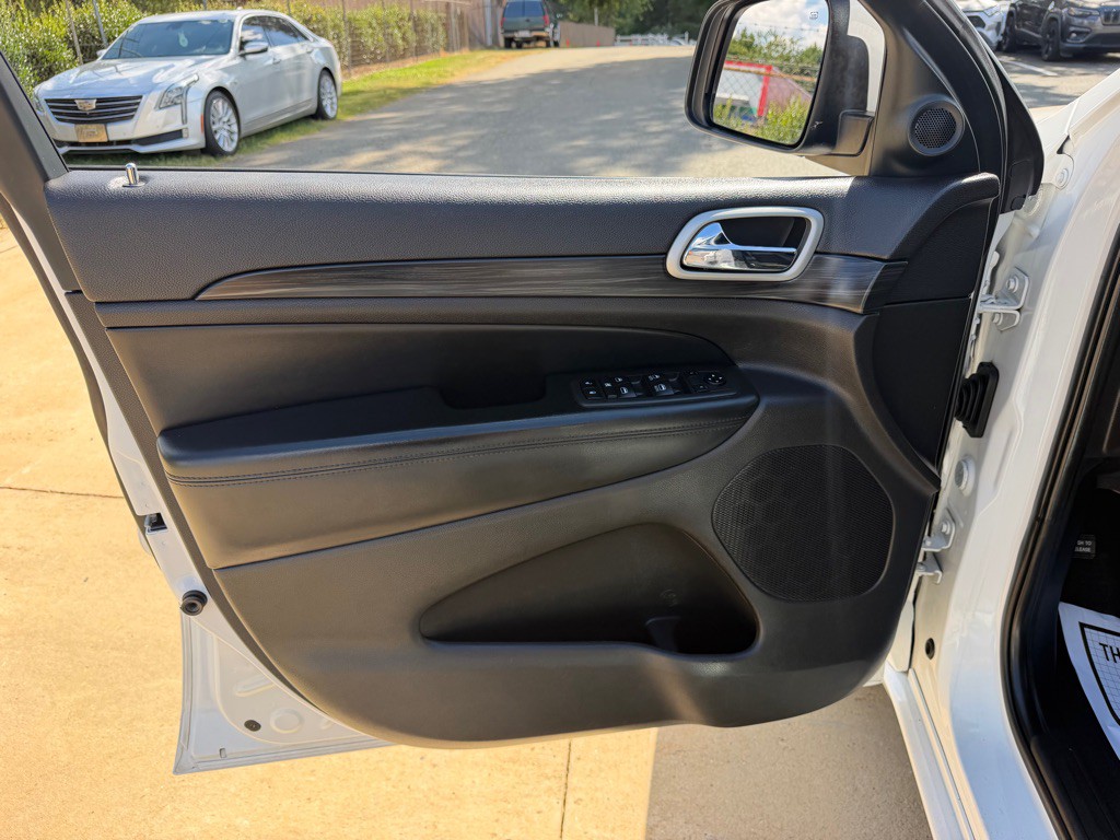 2019 Jeep Grand Cherokee Image 12