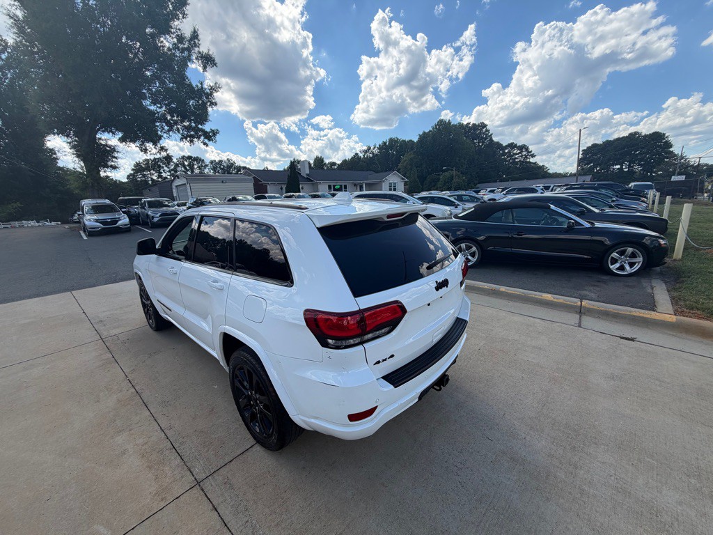 2019 Jeep Grand Cherokee Image 28