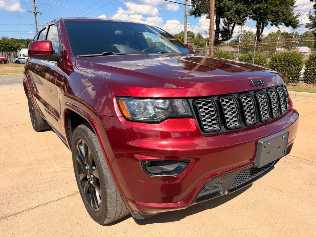 2021 Jeep Grand Cherokee Image 1