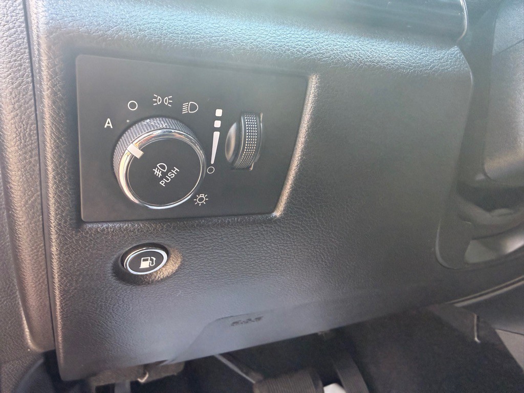 2021 Jeep Grand Cherokee Image 16