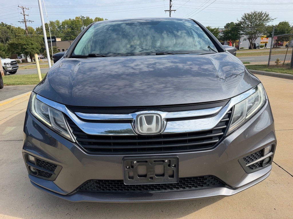 2019 Honda Odyssey Image 2