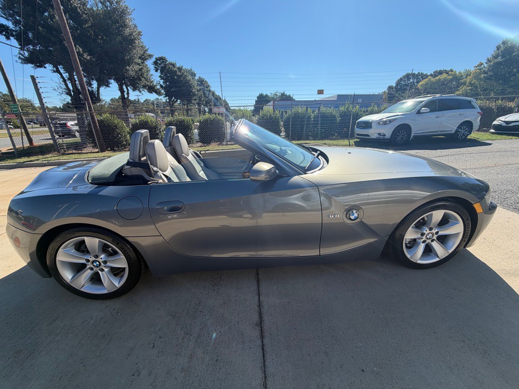 2007 BMW Z4 Image 18