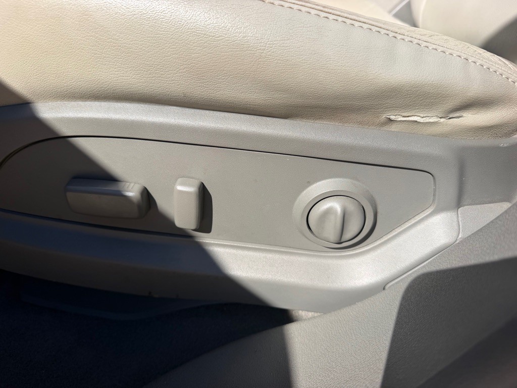 2017 GMC Acadia Image 15