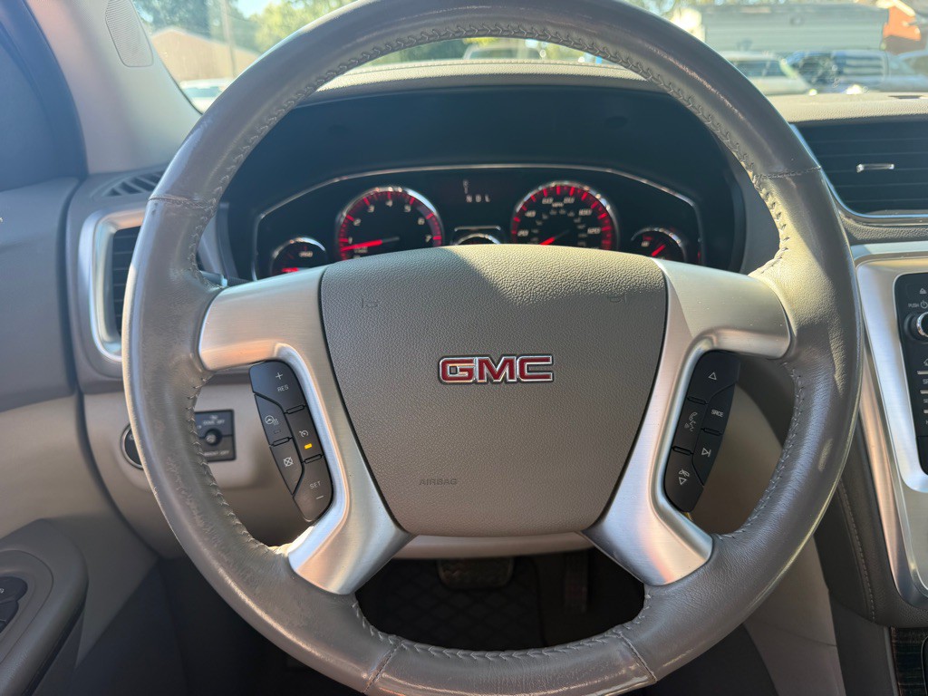 2017 GMC Acadia Image 19
