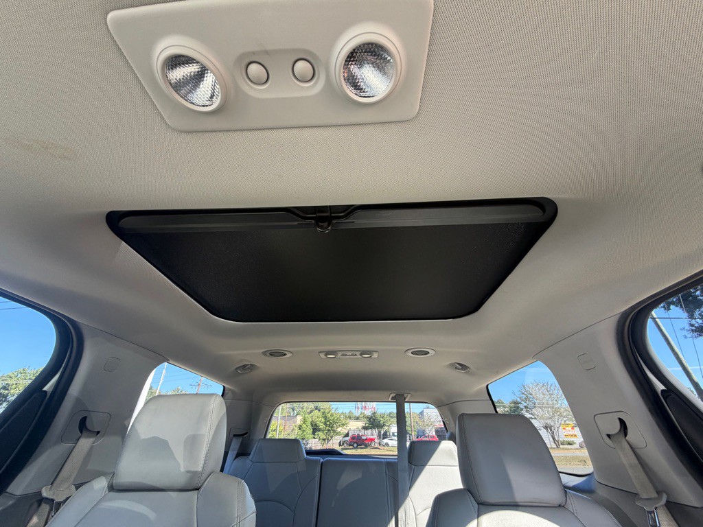 2017 GMC Acadia Image 25