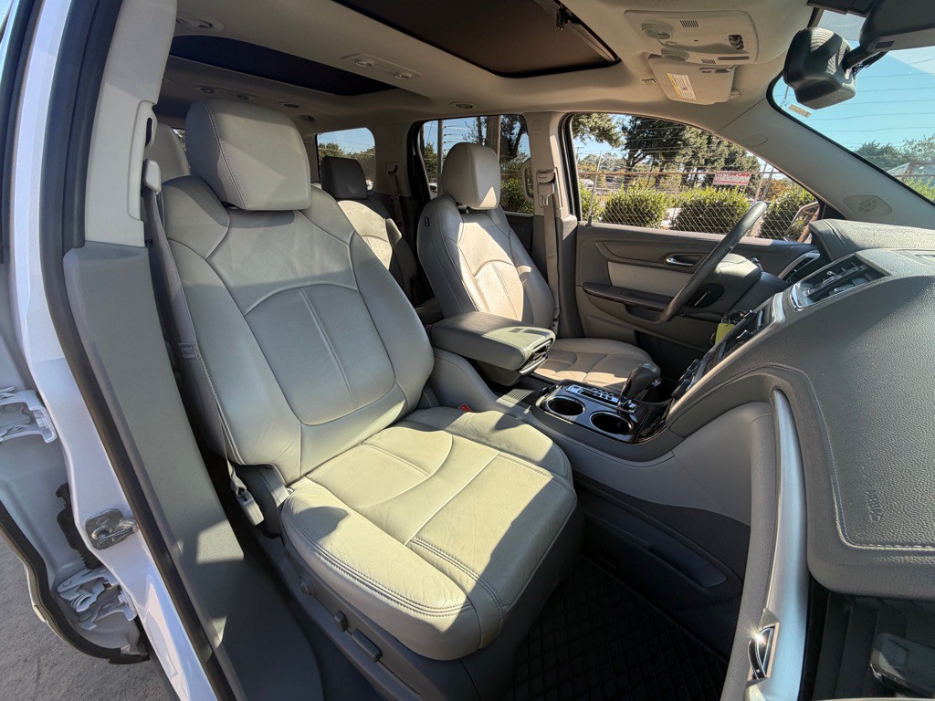 2017 GMC Acadia Image 27