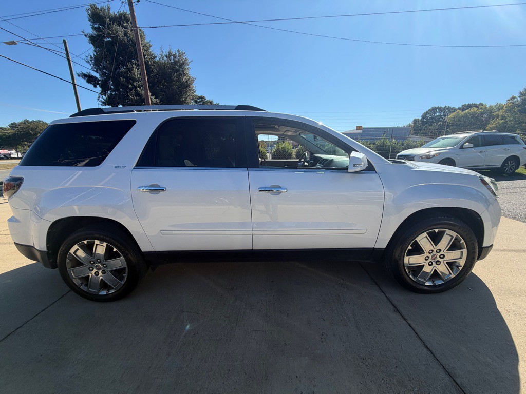 2017 GMC Acadia Image 29