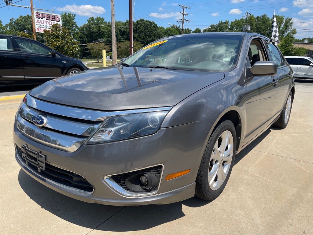 2010 Ford Fusion Image 3