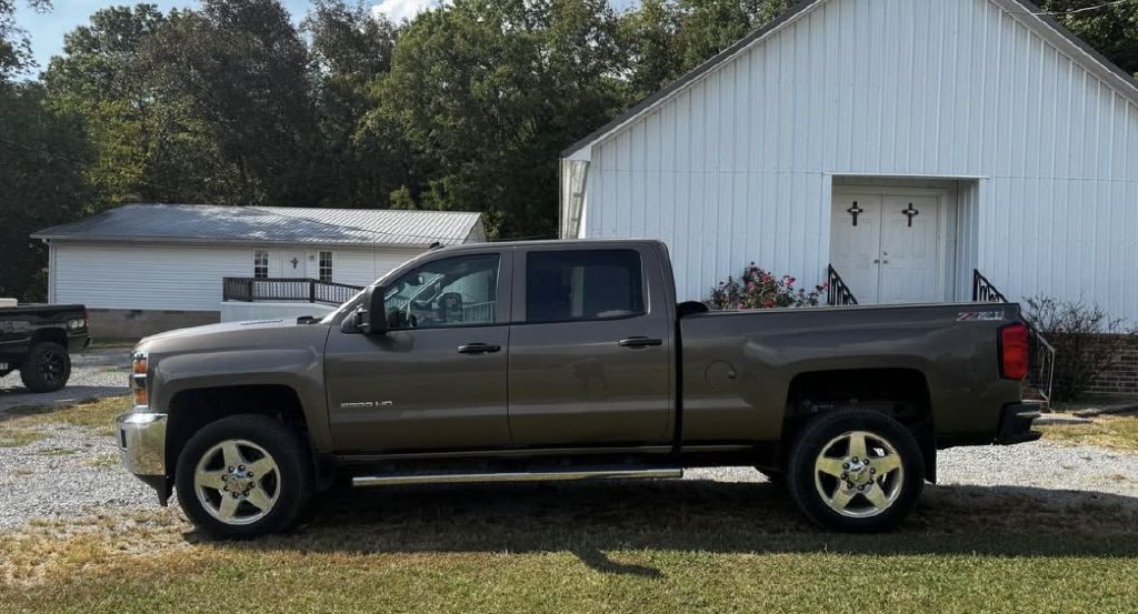 2015 Chevrolet Silverado 1500 Image 6