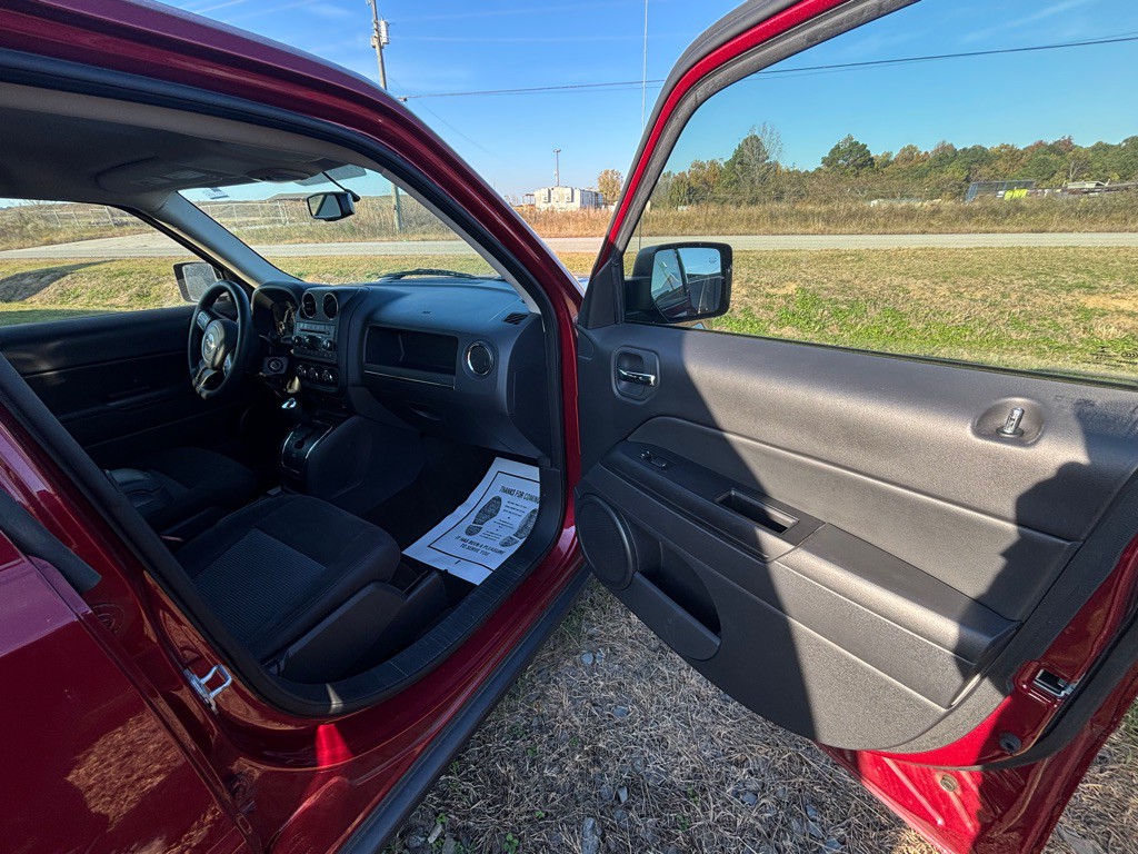 2015 Jeep Patriot Image 13