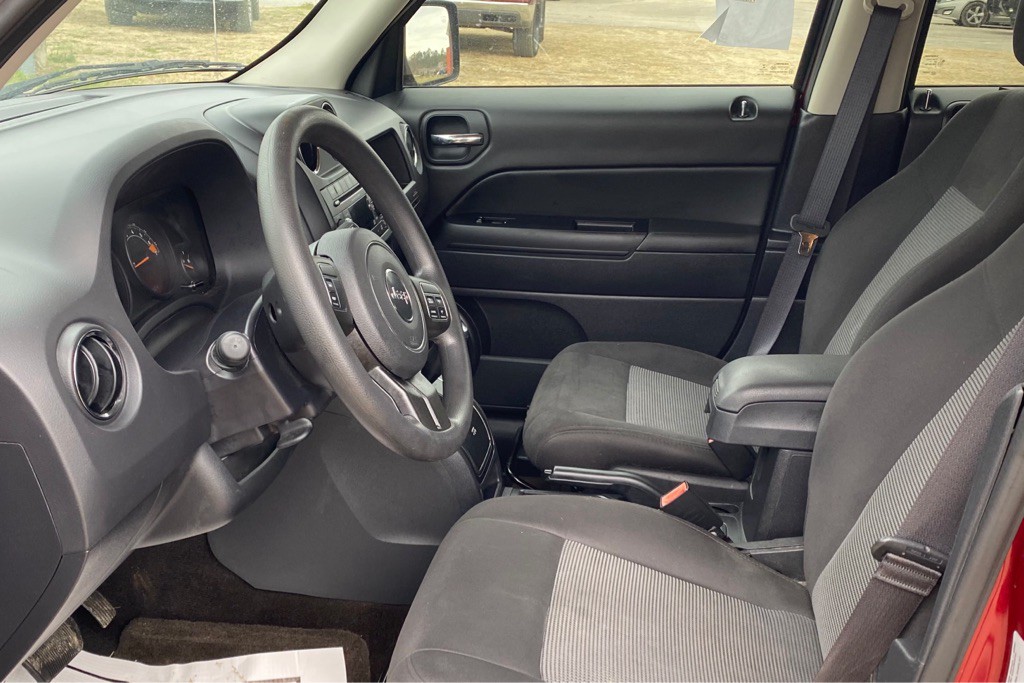 2015 Jeep Patriot Image 9