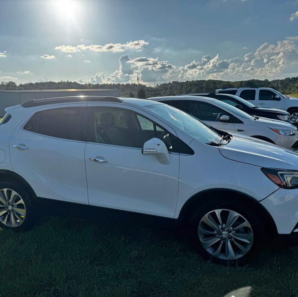 2019 Buick Enclave Image 1