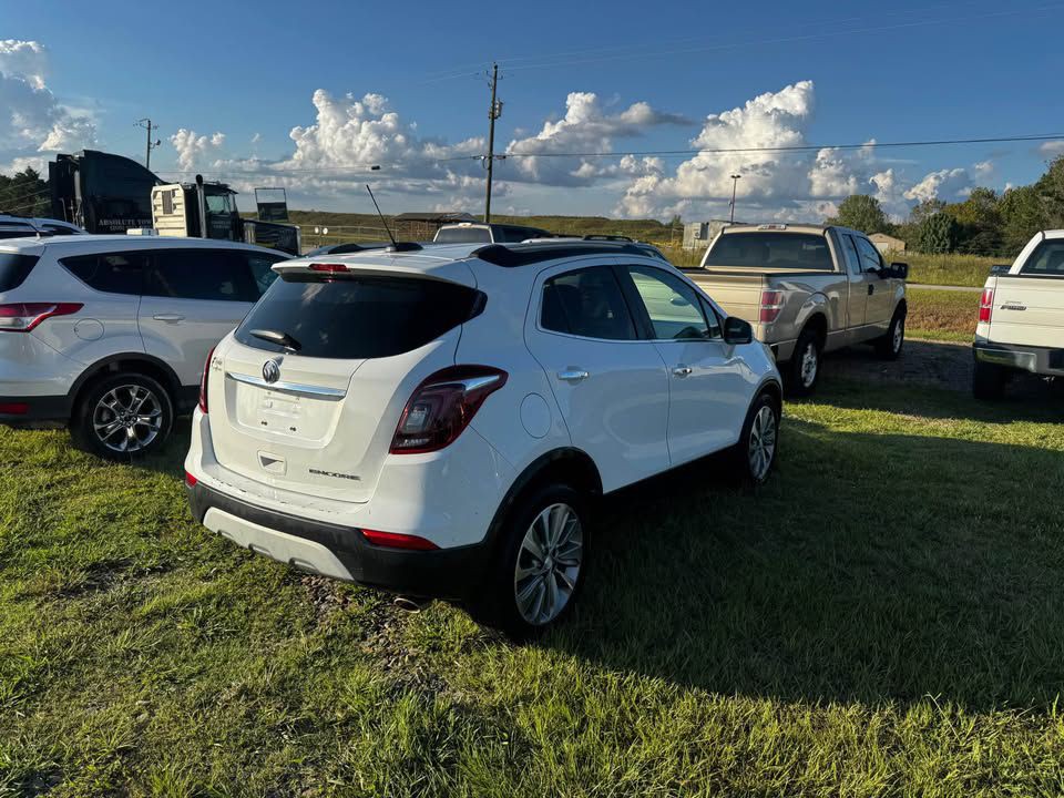 2019 Buick Enclave Image 2