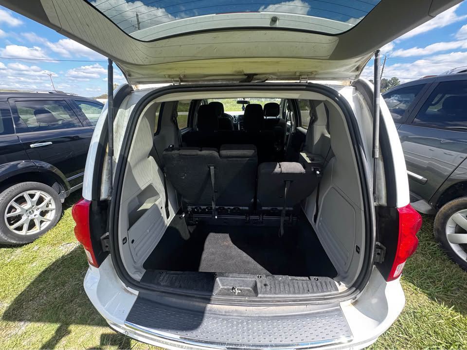 2017 Dodge Grand Caravan Image 7