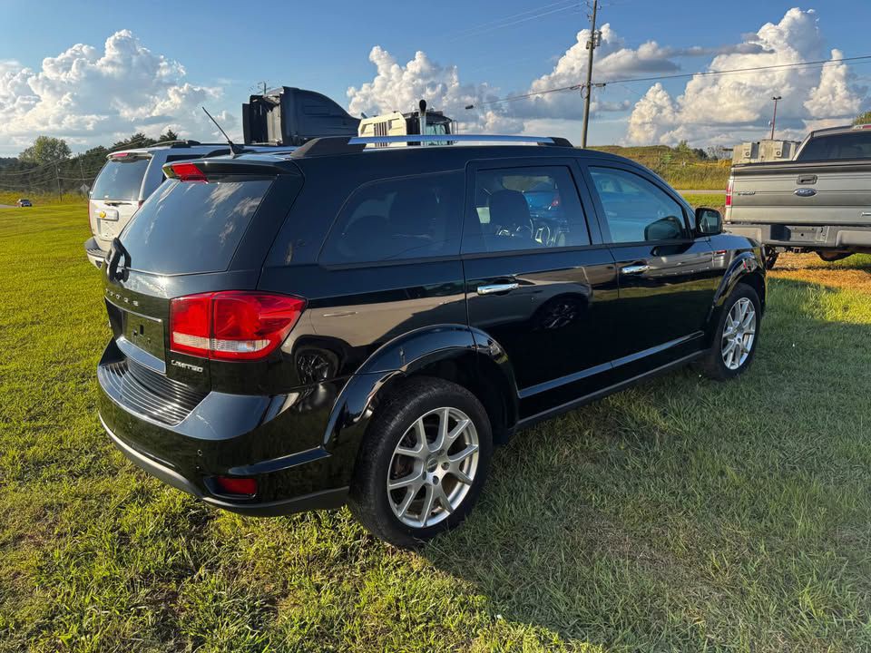 2014 Dodge Journey Image 2