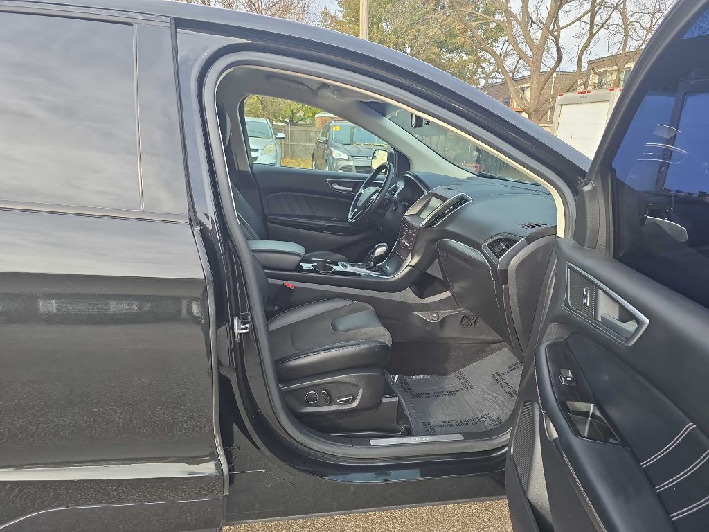 2015 Ford Edge Image 19