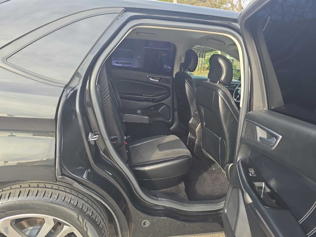 2015 Ford Edge Image 27