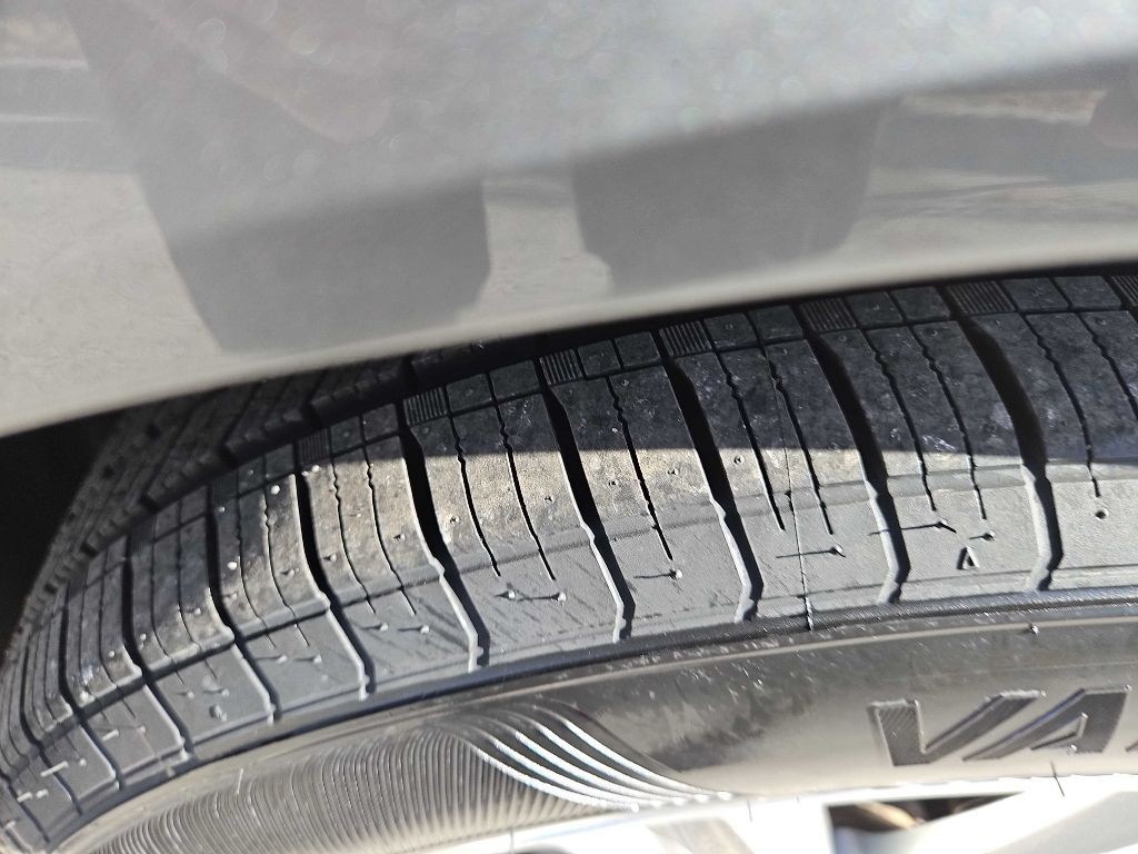 2016 Volvo XC60 Image 18