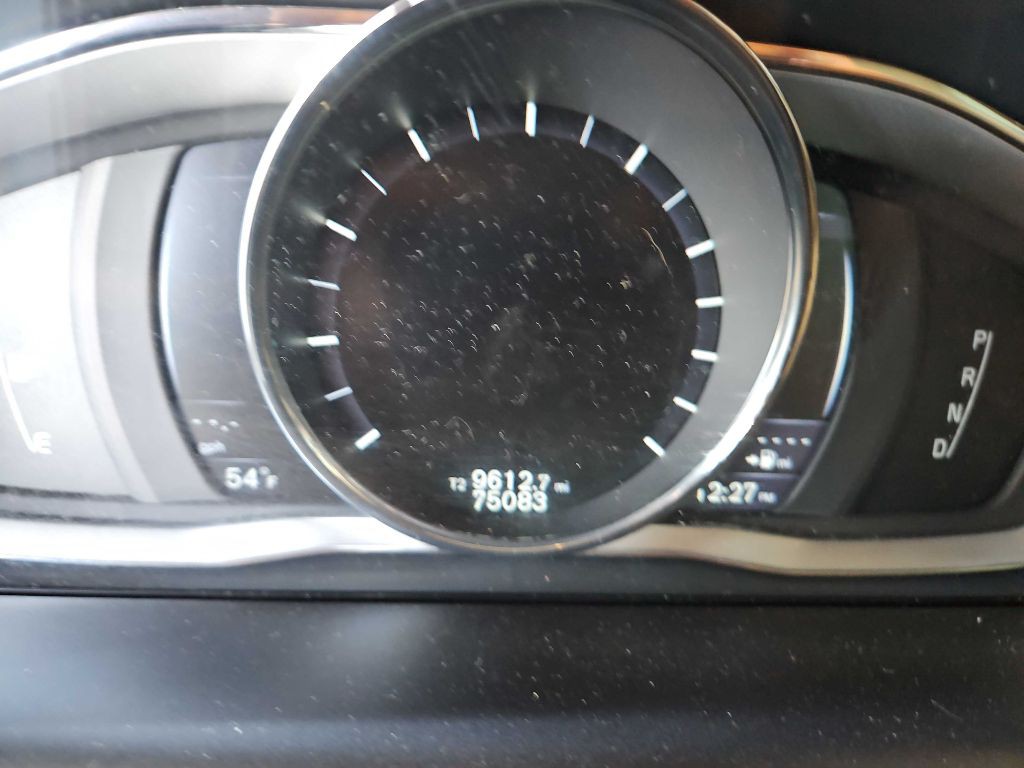 2016 Volvo XC60 Image 28