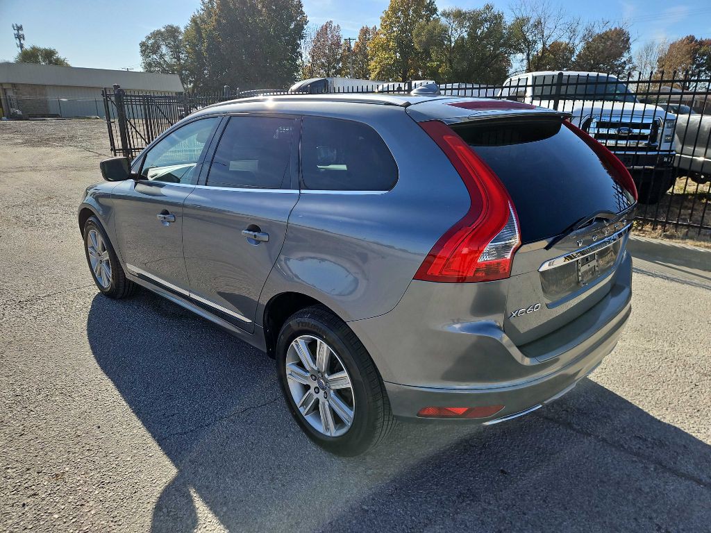 2016 Volvo XC60 Image 7