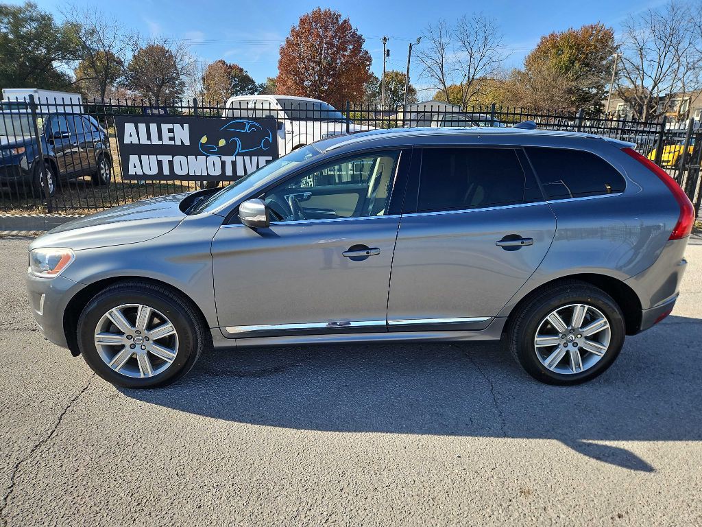 2016 Volvo XC60 Image 8