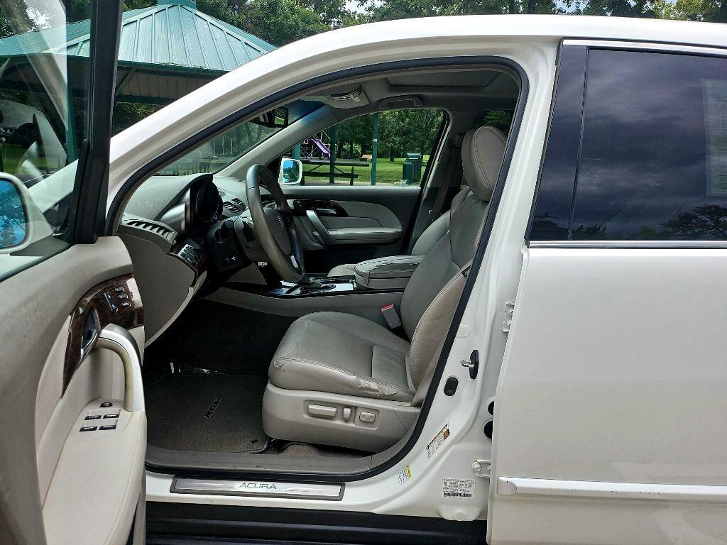 2011 Acura MDX Image 10