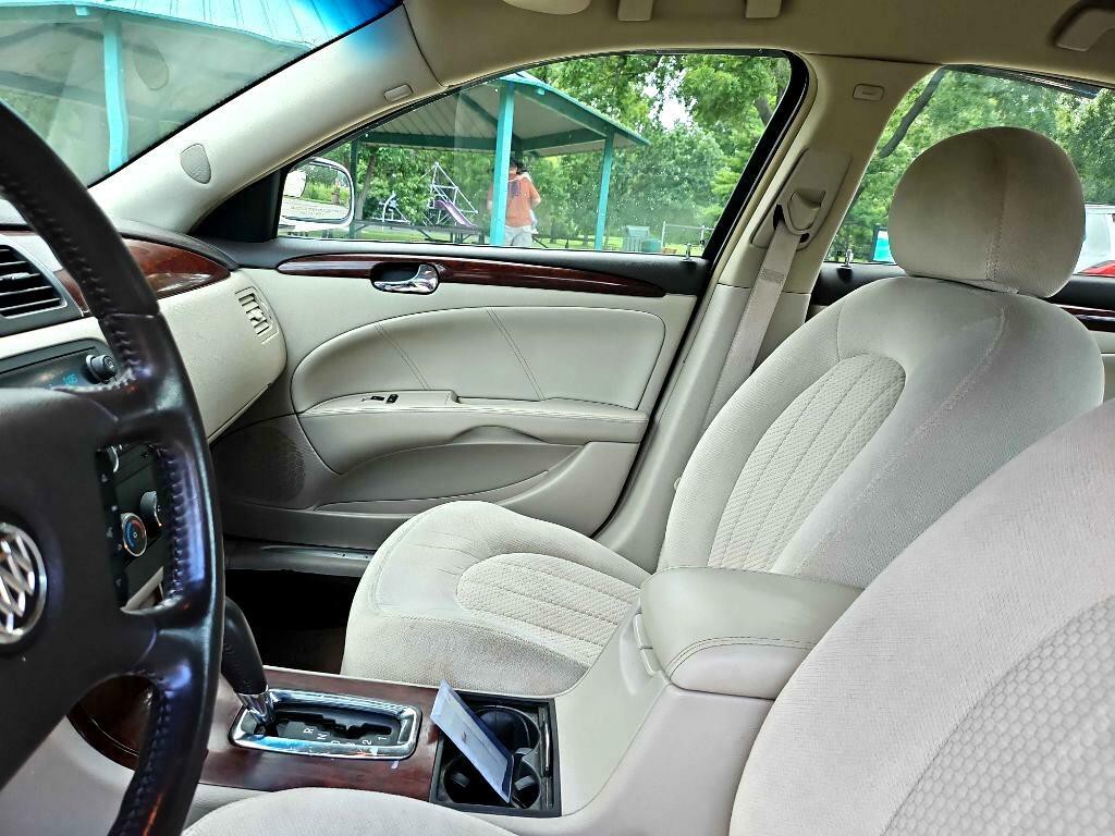 2008 Buick Lucerne Image 12