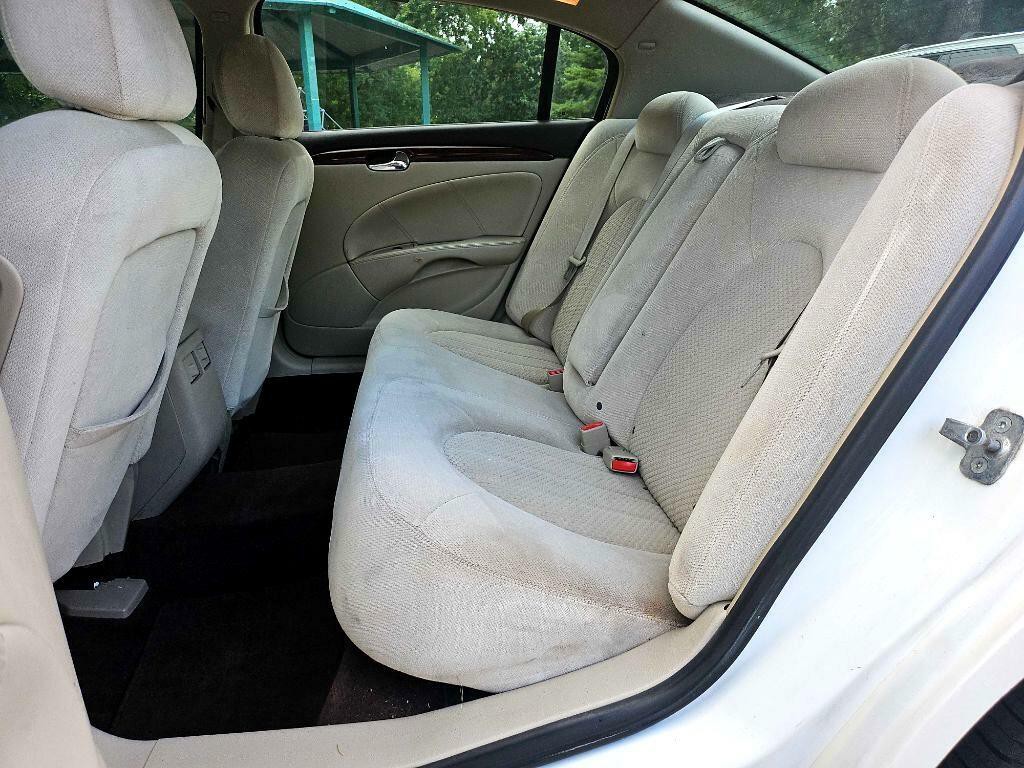2008 Buick Lucerne Image 22