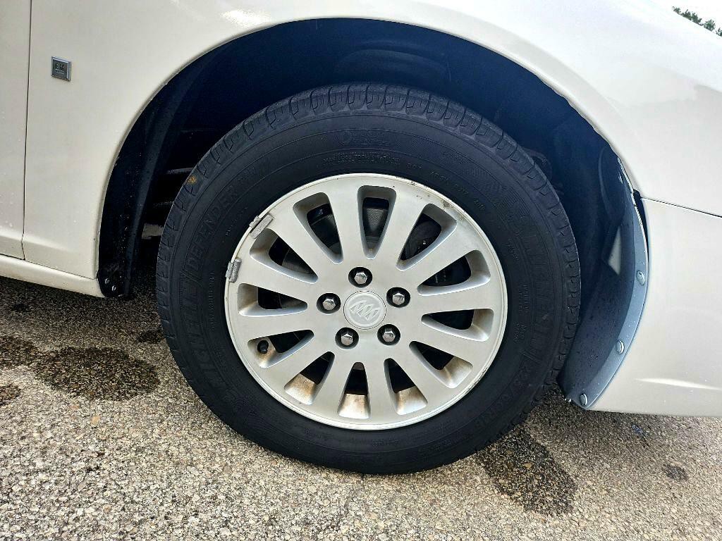 2008 Buick Lucerne Image 34