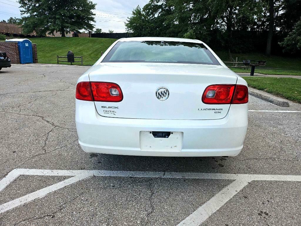 2008 Buick Lucerne Image 5