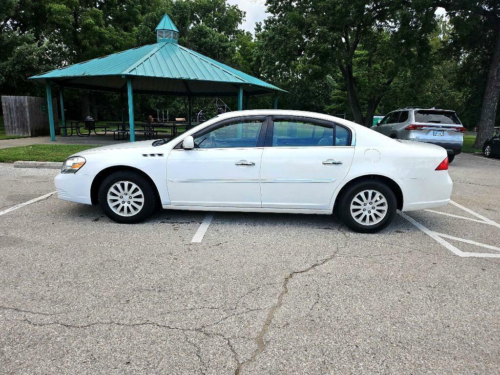 2008 Buick Lucerne Image 7