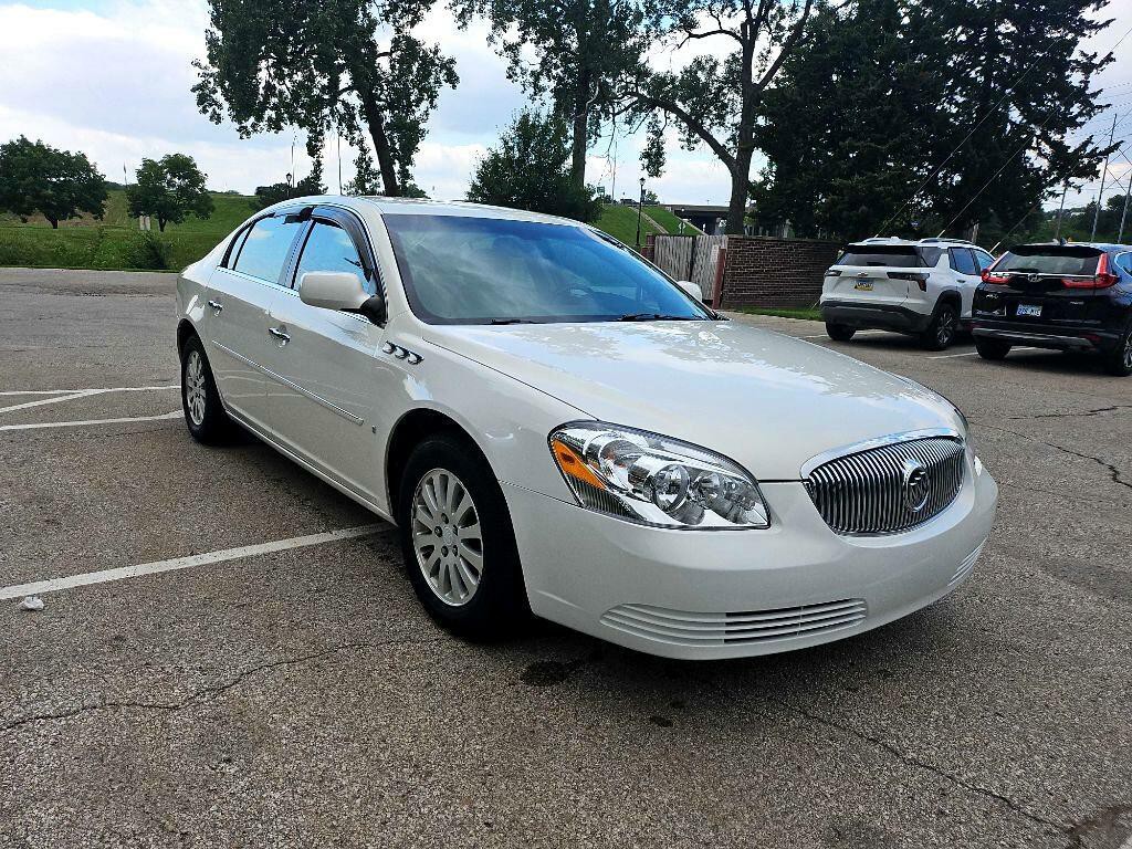 2008 Buick Lucerne Image 10