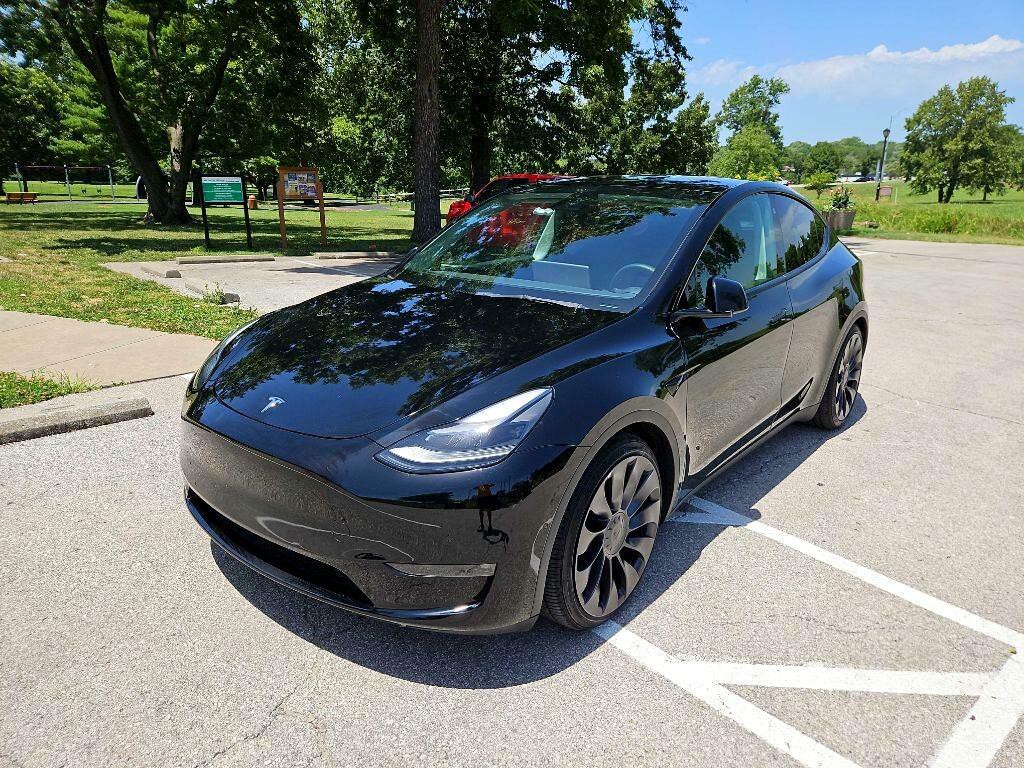 2021 Tesla Model Y Image 1