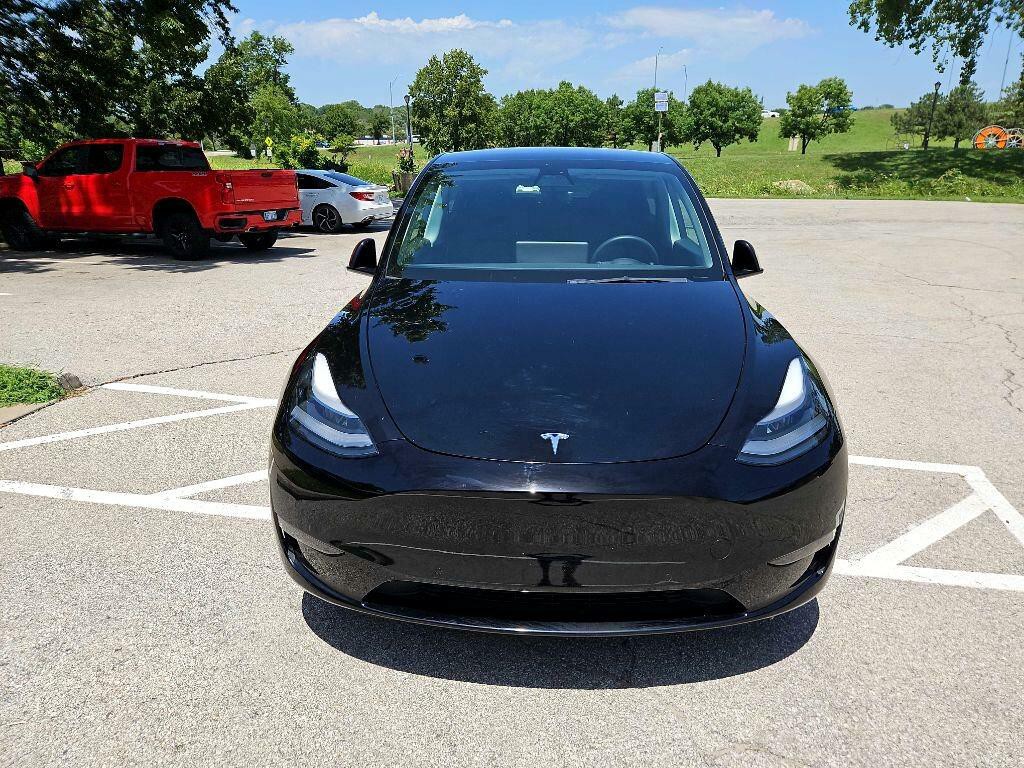 2021 Tesla Model Y Image 2