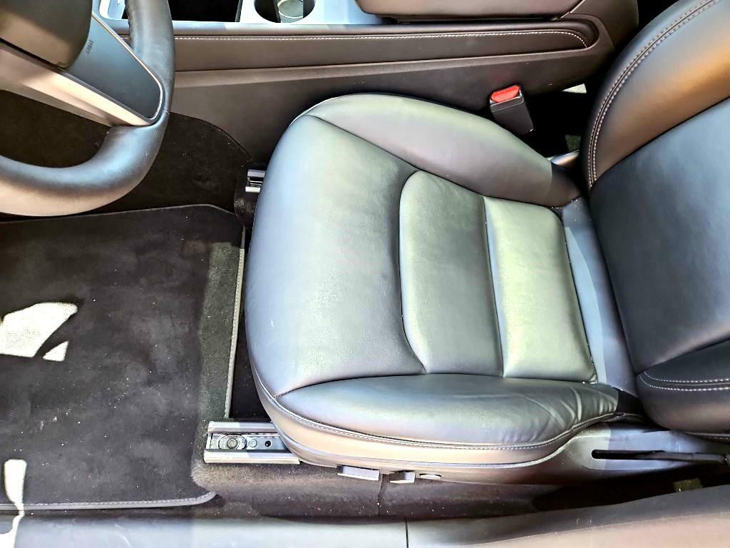 2021 Tesla Model Y Image 11