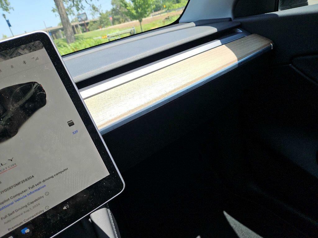 2021 Tesla Model Y Image 15