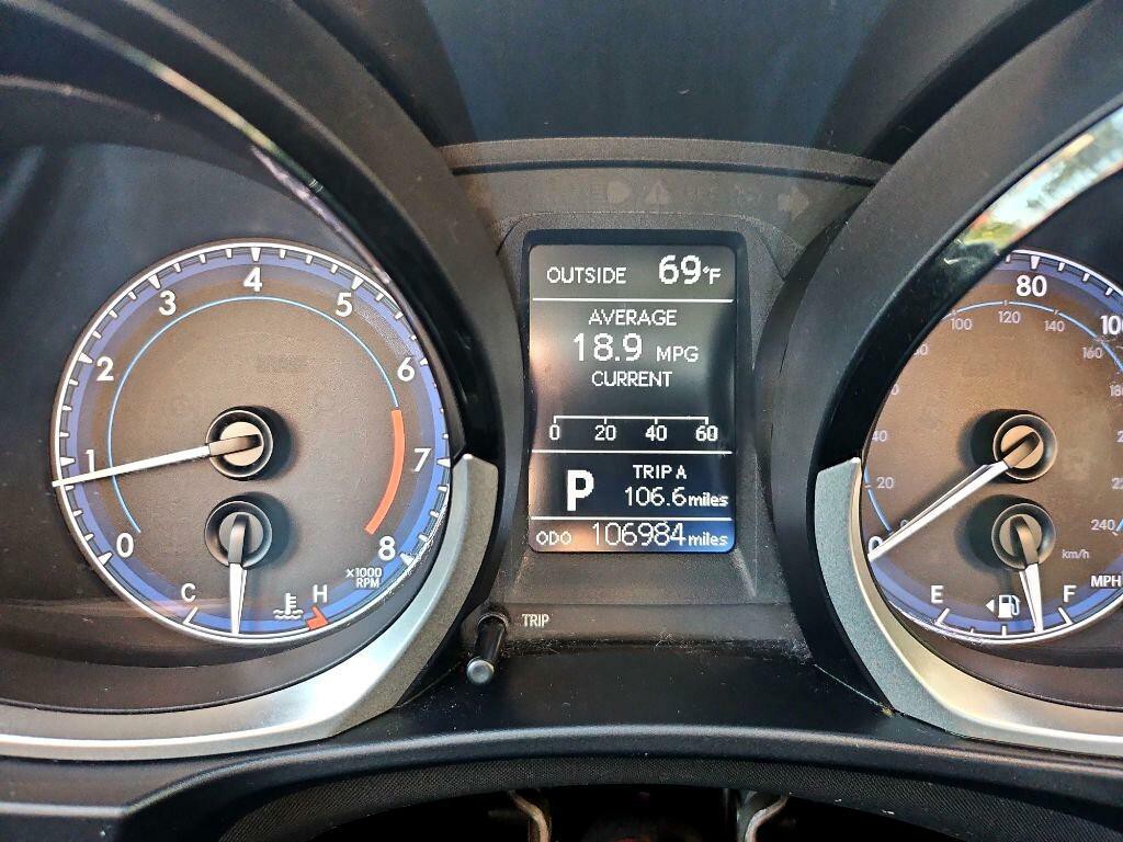 2016 Toyota Corolla Image 13