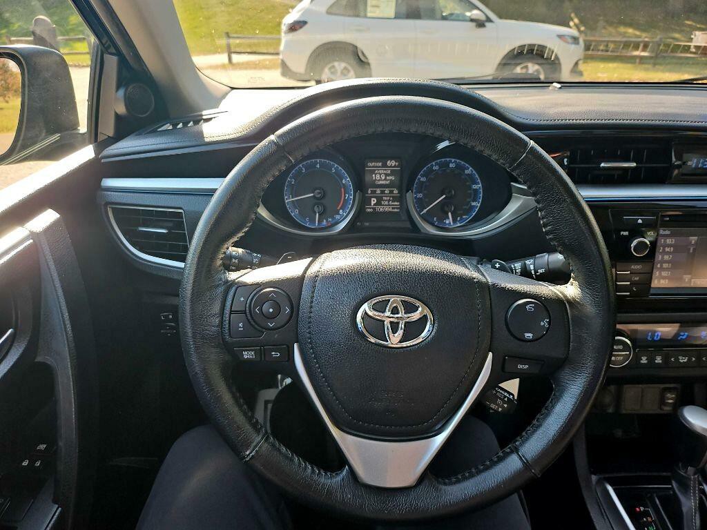 2016 Toyota Corolla Image 14